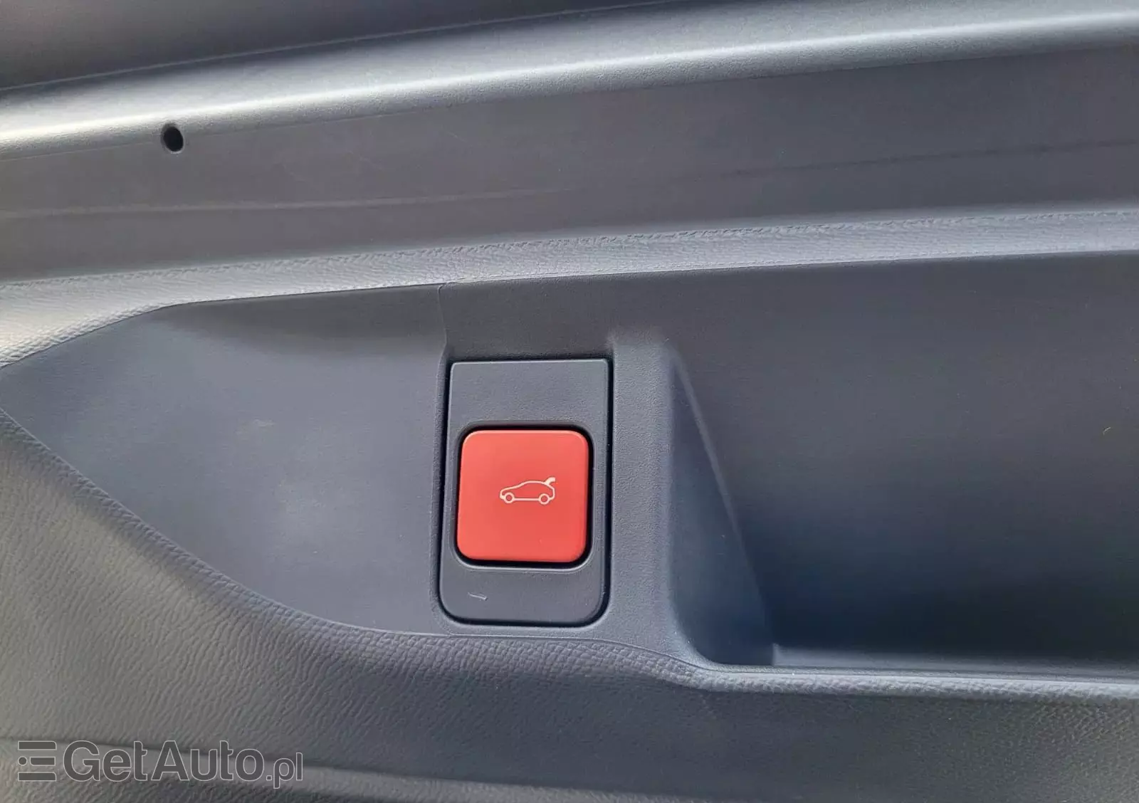 CITROËN DS4 E-TENSE 225 BASTILLE