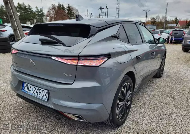 CITROËN DS4 E-TENSE 225 BASTILLE