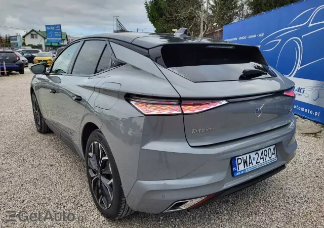 CITROËN DS4 E-TENSE 225 BASTILLE