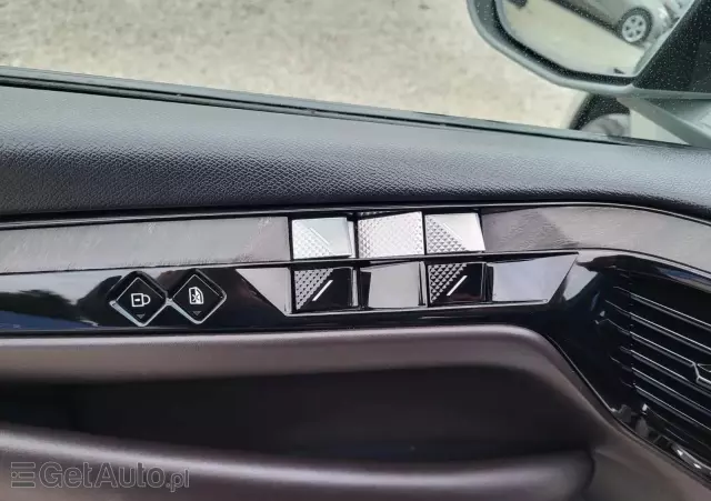 CITROËN DS4 E-TENSE 225 BASTILLE