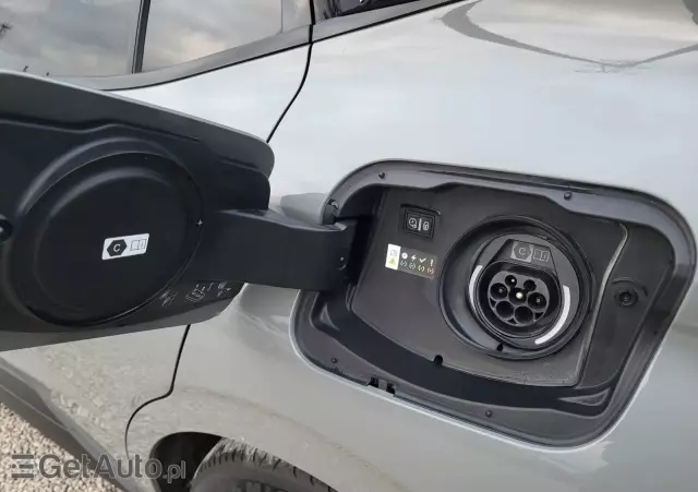 CITROËN DS4 E-TENSE 225 BASTILLE