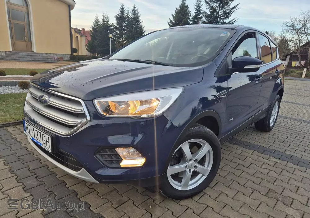 FORD Kuga 1.5 EcoBoost AWD Titanium ASS