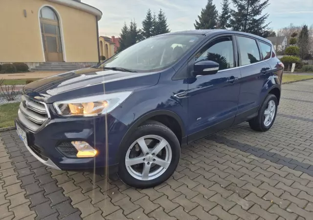 FORD Kuga 1.5 EcoBoost AWD Titanium ASS