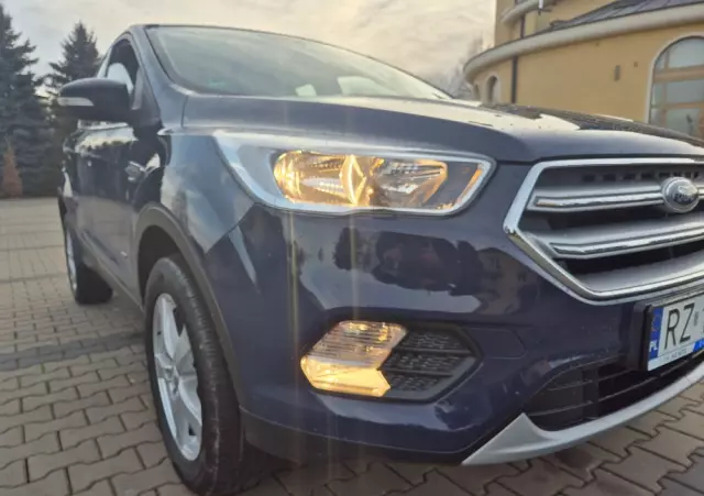 FORD Kuga 1.5 EcoBoost AWD Titanium ASS
