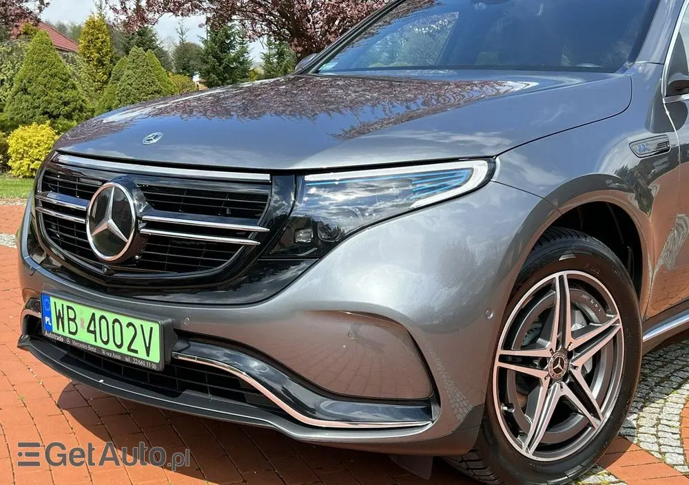 MERCEDES-BENZ EQC 