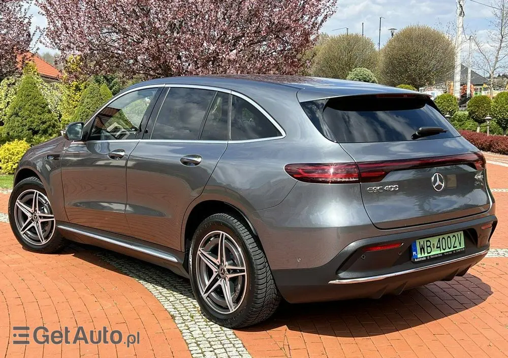 MERCEDES-BENZ EQC 