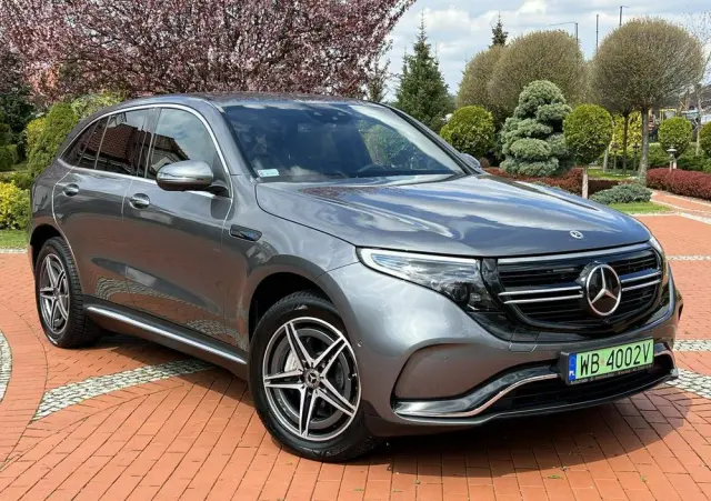 MERCEDES-BENZ EQC 
