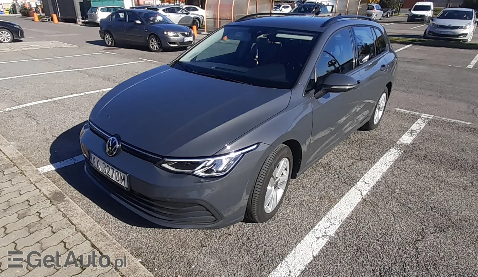 VOLKSWAGEN Golf Life
