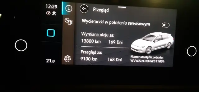VOLKSWAGEN Golf Life