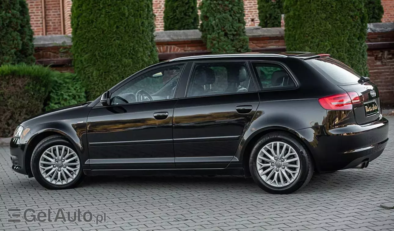 AUDI A3 1.8 TFSI Sportback quattro S line Sportpaket