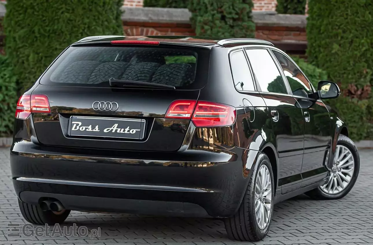 AUDI A3 1.8 TFSI Sportback quattro S line Sportpaket