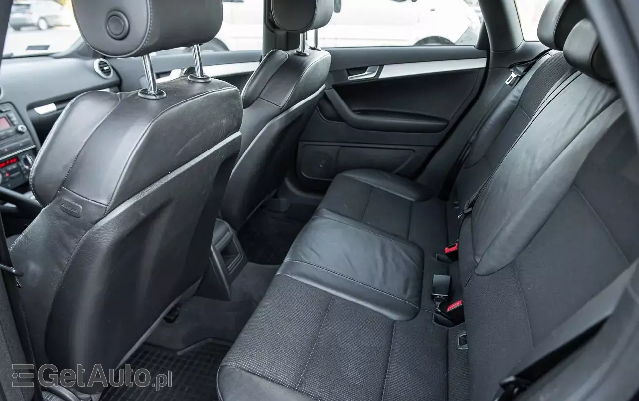 AUDI A3 1.8 TFSI Sportback quattro S line Sportpaket