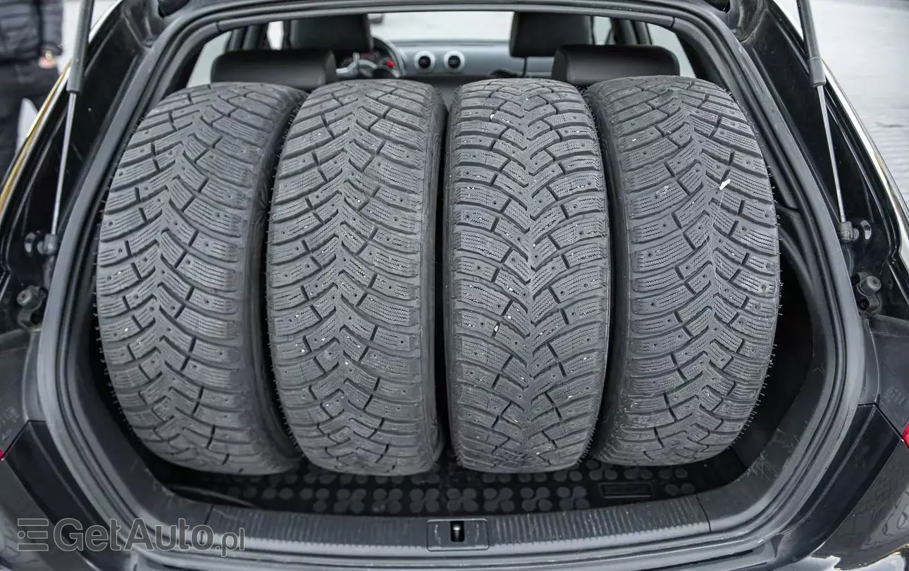 AUDI A3 1.8 TFSI Sportback quattro S line Sportpaket