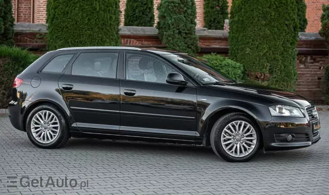 AUDI A3 1.8 TFSI Sportback quattro S line Sportpaket