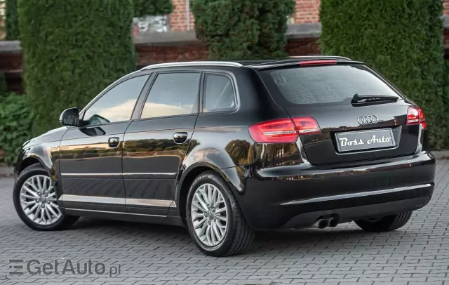 AUDI A3 1.8 TFSI Sportback quattro S line Sportpaket