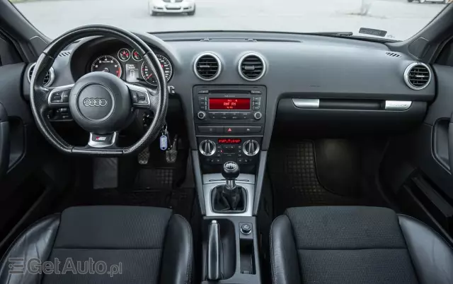 AUDI A3 1.8 TFSI Sportback quattro S line Sportpaket