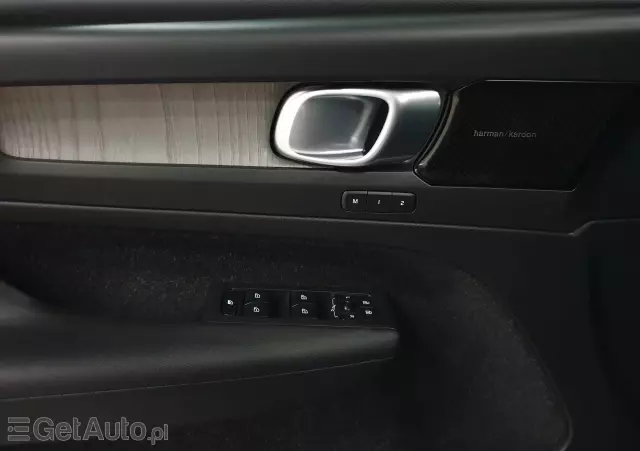 VOLVO XC 40 D3 Inscription