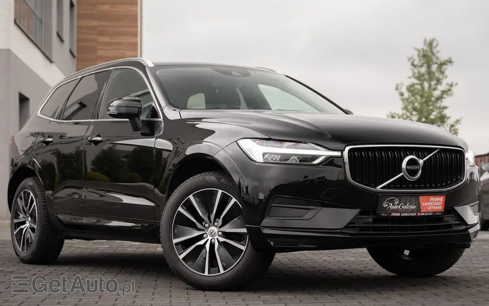 VOLVO XC 60 D3 Drive-E Momentum