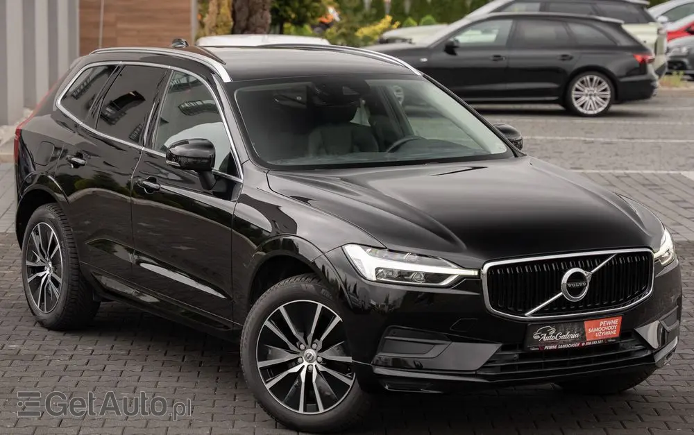 VOLVO XC 60 D3 Drive-E Momentum
