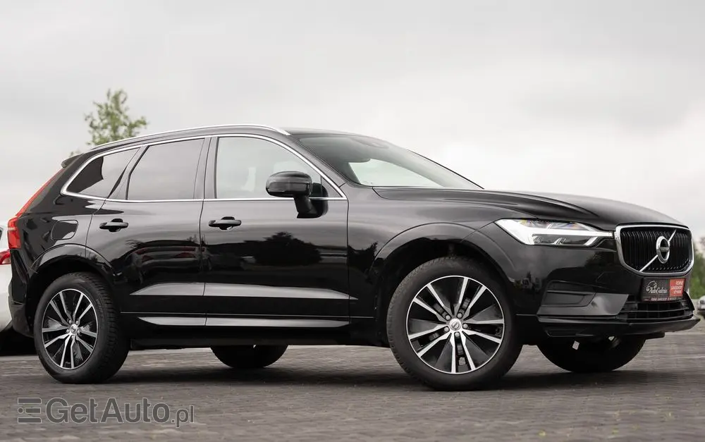VOLVO XC 60 D3 Drive-E Momentum