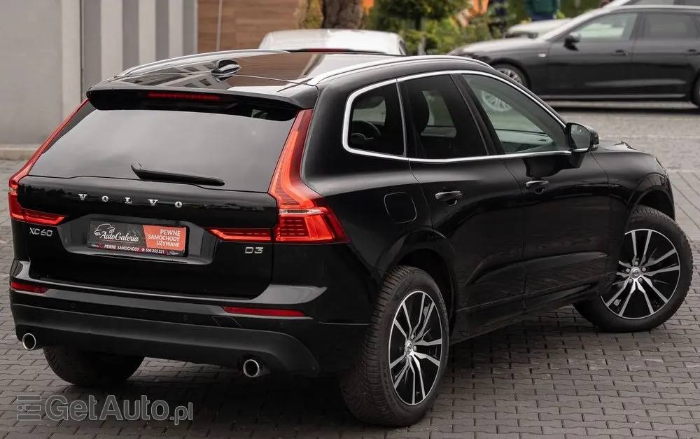 VOLVO XC 60 D3 Drive-E Momentum