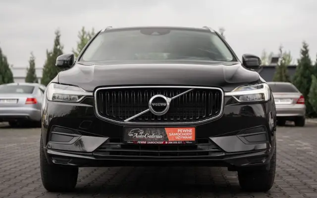 VOLVO XC 60 D3 Drive-E Momentum