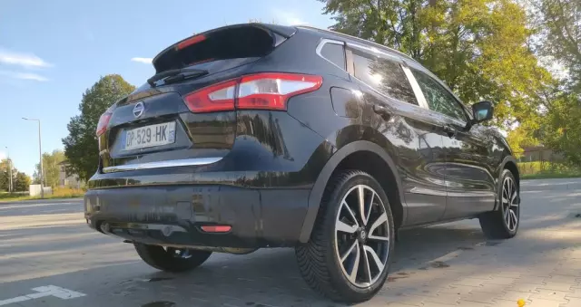 NISSAN Qashqai 1.6 dCi Xtronic TEKNA+