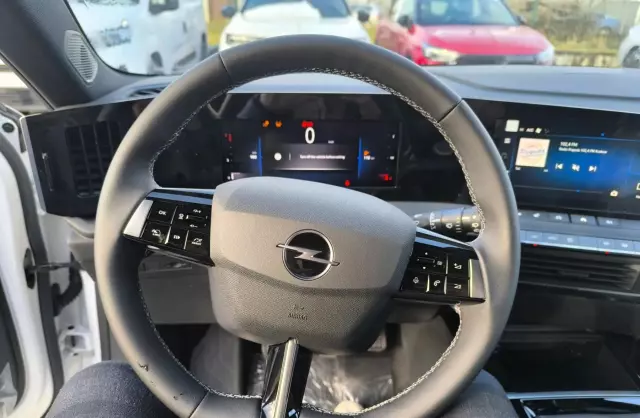 OPEL Astra 1.2 Turbo (130 KM)