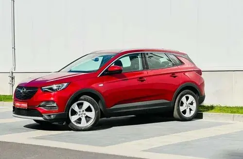 OPEL Grandland 