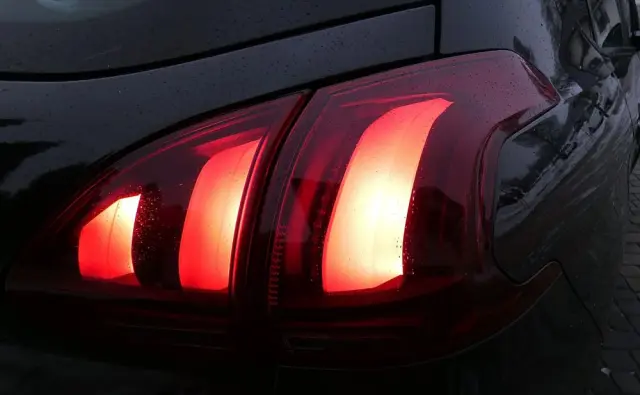 PEUGEOT 2008 1.2 Pure Tech Crossway S&S