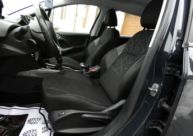 PEUGEOT 2008 1.2 Pure Tech Crossway S&S