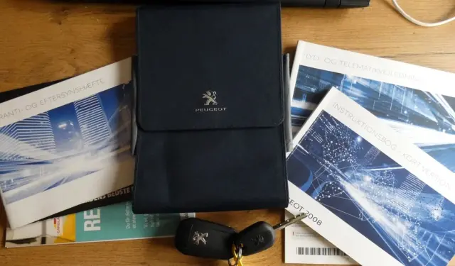 PEUGEOT 2008 1.2 Pure Tech Crossway S&S