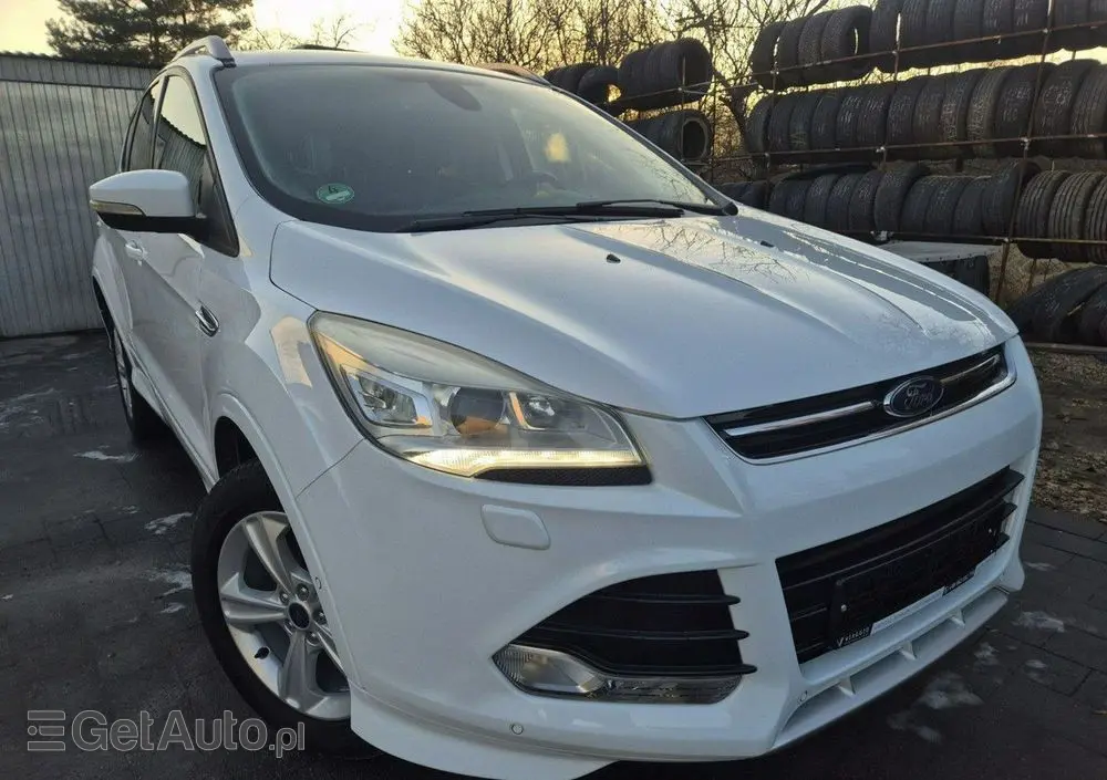 FORD Kuga 
