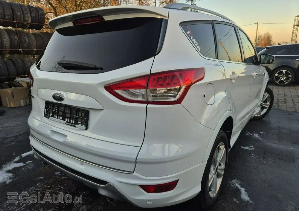 FORD Kuga 