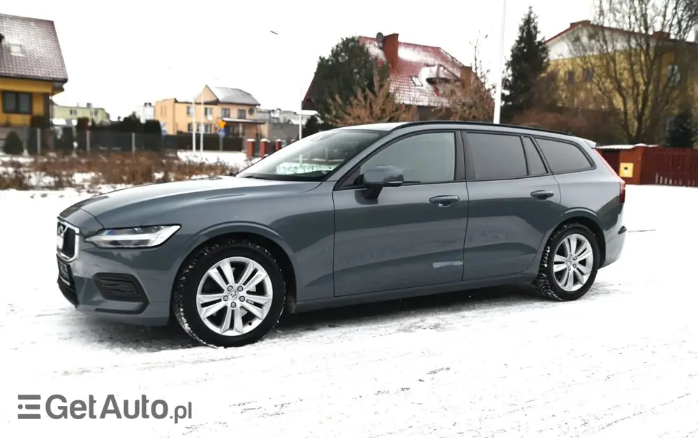VOLVO V60 B4 D Geartronic Momentum Pro