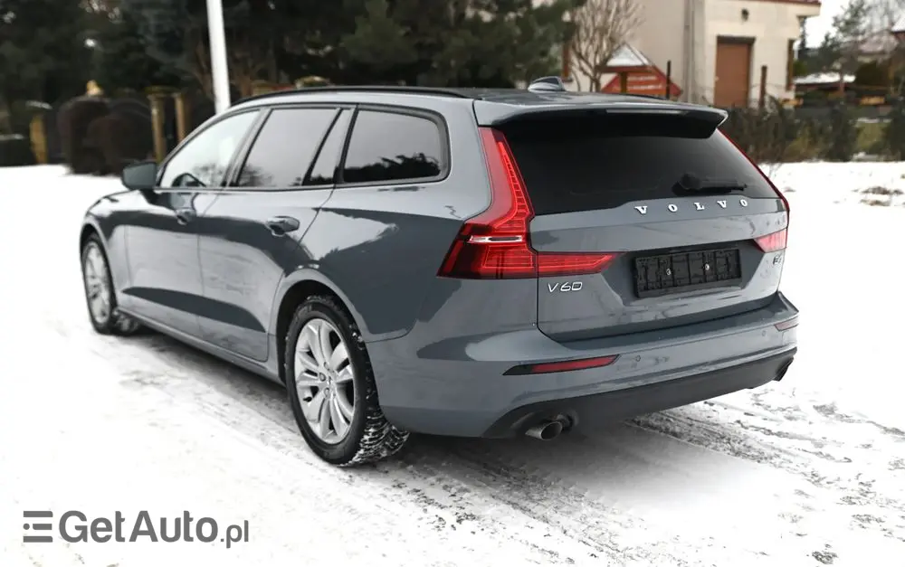 VOLVO V60 B4 D Geartronic Momentum Pro