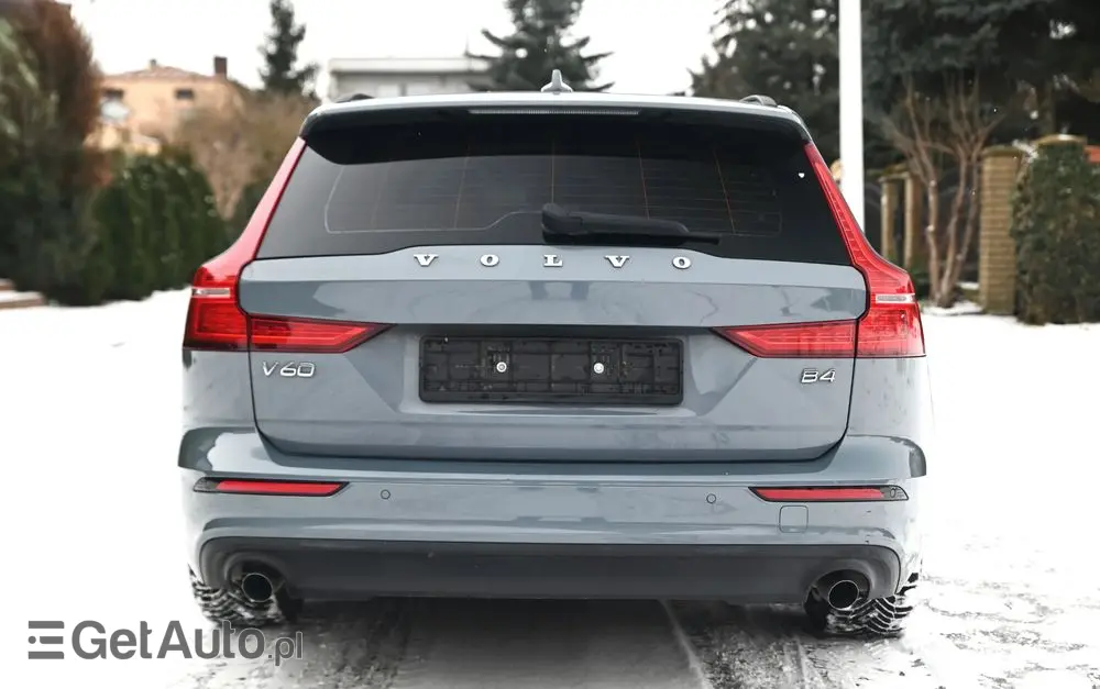 VOLVO V60 B4 D Geartronic Momentum Pro