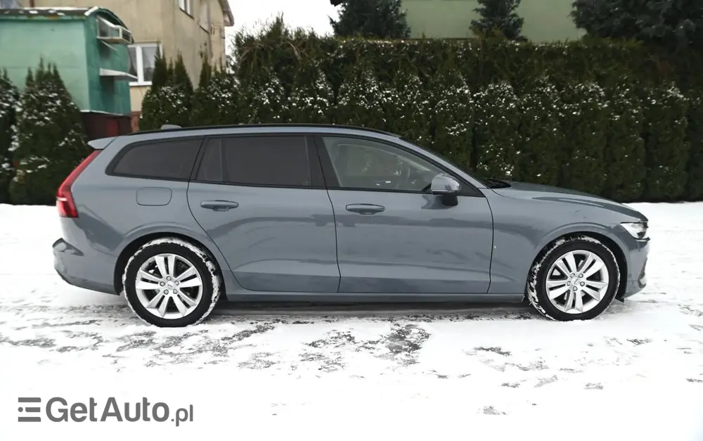 VOLVO V60 B4 D Geartronic Momentum Pro