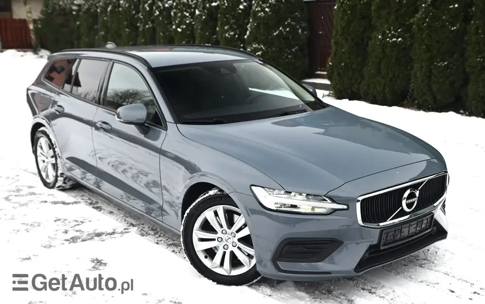 VOLVO V60 B4 D Geartronic Momentum Pro