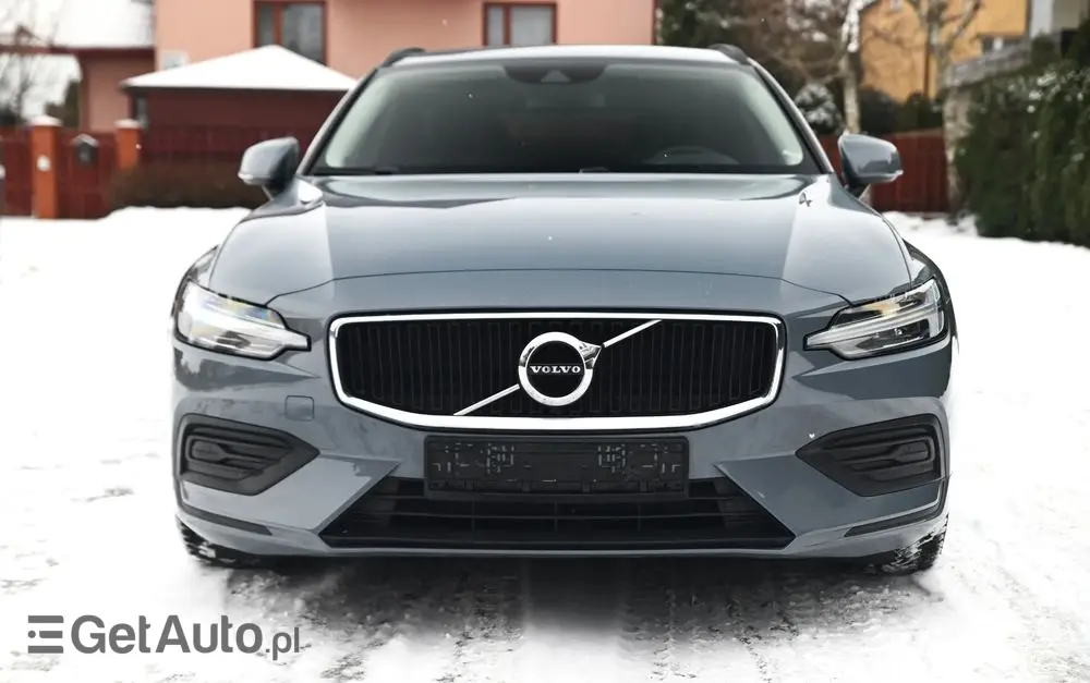 VOLVO V60 B4 D Geartronic Momentum Pro