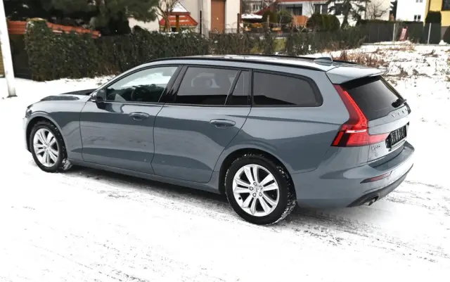 VOLVO V60 B4 D Geartronic Momentum Pro