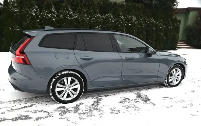 VOLVO V60 B4 D Geartronic Momentum Pro