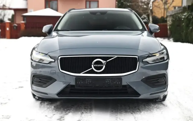 VOLVO V60 B4 D Geartronic Momentum Pro
