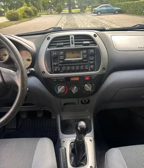 TOYOTA Rav 4 