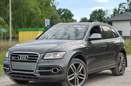 AUDI SQ5 
