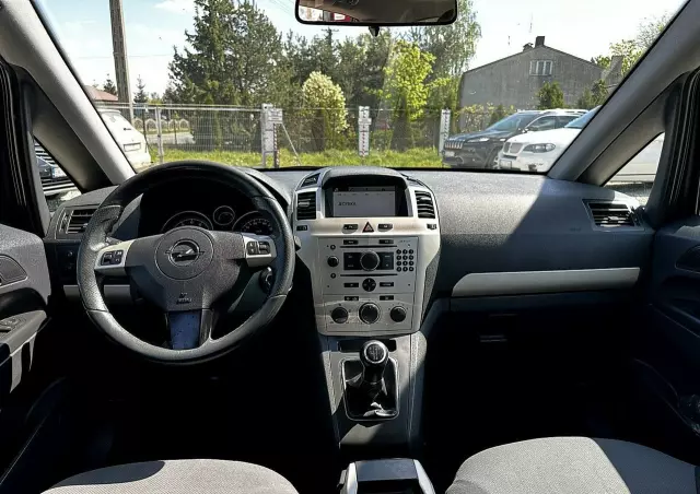 OPEL Zafira 