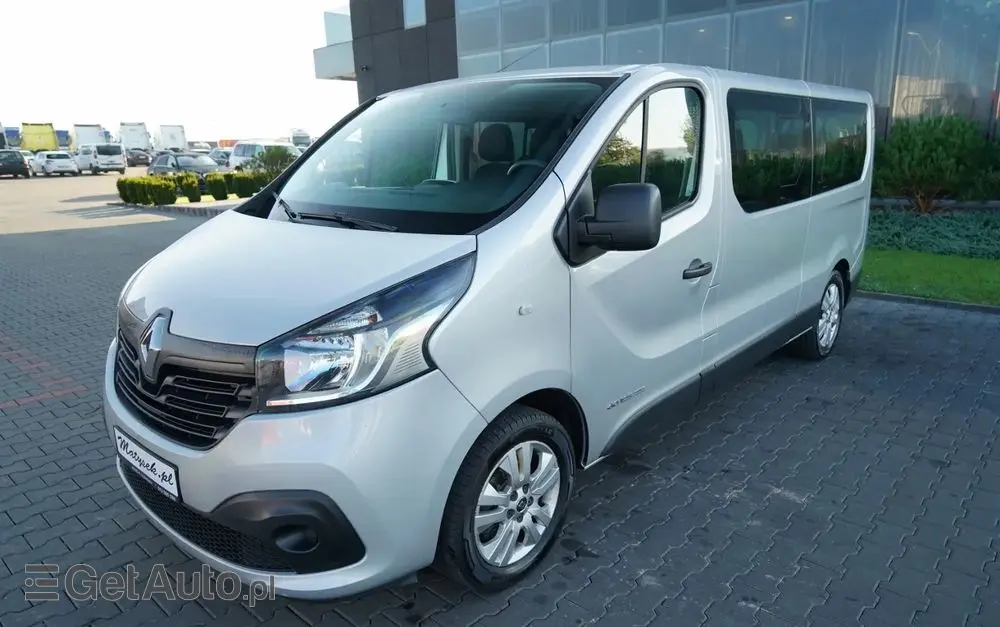 RENAULT TRAFIC 125 DCI  / BUS / 9 MIEJSC / 2017 ROK / POLSKI SALON / SERWISOWANY 