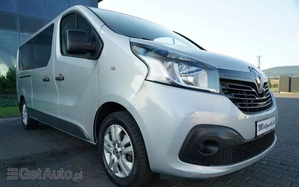 RENAULT TRAFIC 125 DCI  / BUS / 9 MIEJSC / 2017 ROK / POLSKI SALON / SERWISOWANY 