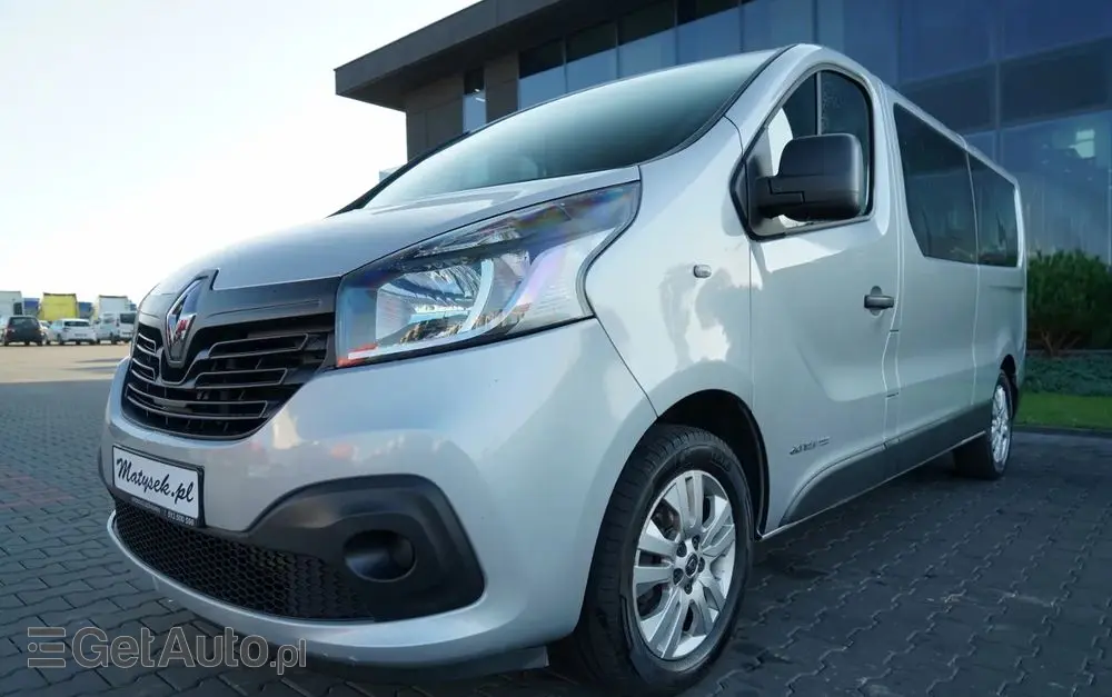 RENAULT TRAFIC 125 DCI  / BUS / 9 MIEJSC / 2017 ROK / POLSKI SALON / SERWISOWANY 