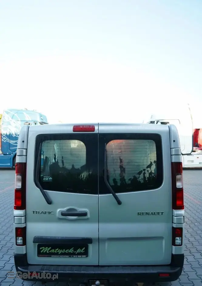 RENAULT TRAFIC 125 DCI  / BUS / 9 MIEJSC / 2017 ROK / POLSKI SALON / SERWISOWANY 